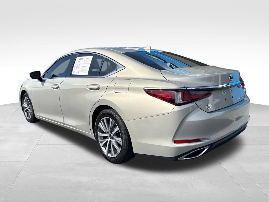 Used 2021 Lexus ES 350 w/ Accessory Package FWD image 3