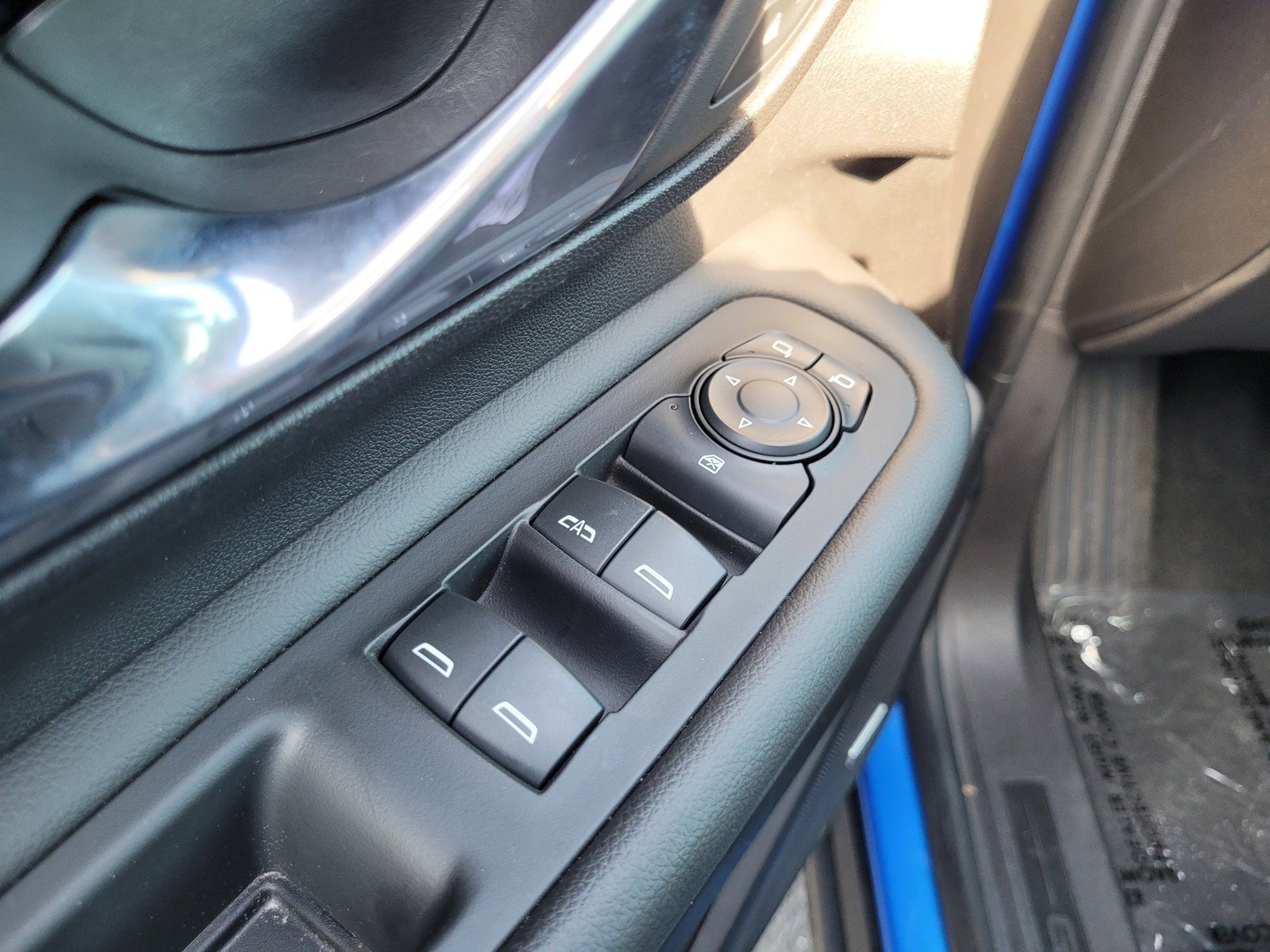 Used 2024 GMC Terrain AT4 w/ Infotainment Package II AWD/4WD image 27