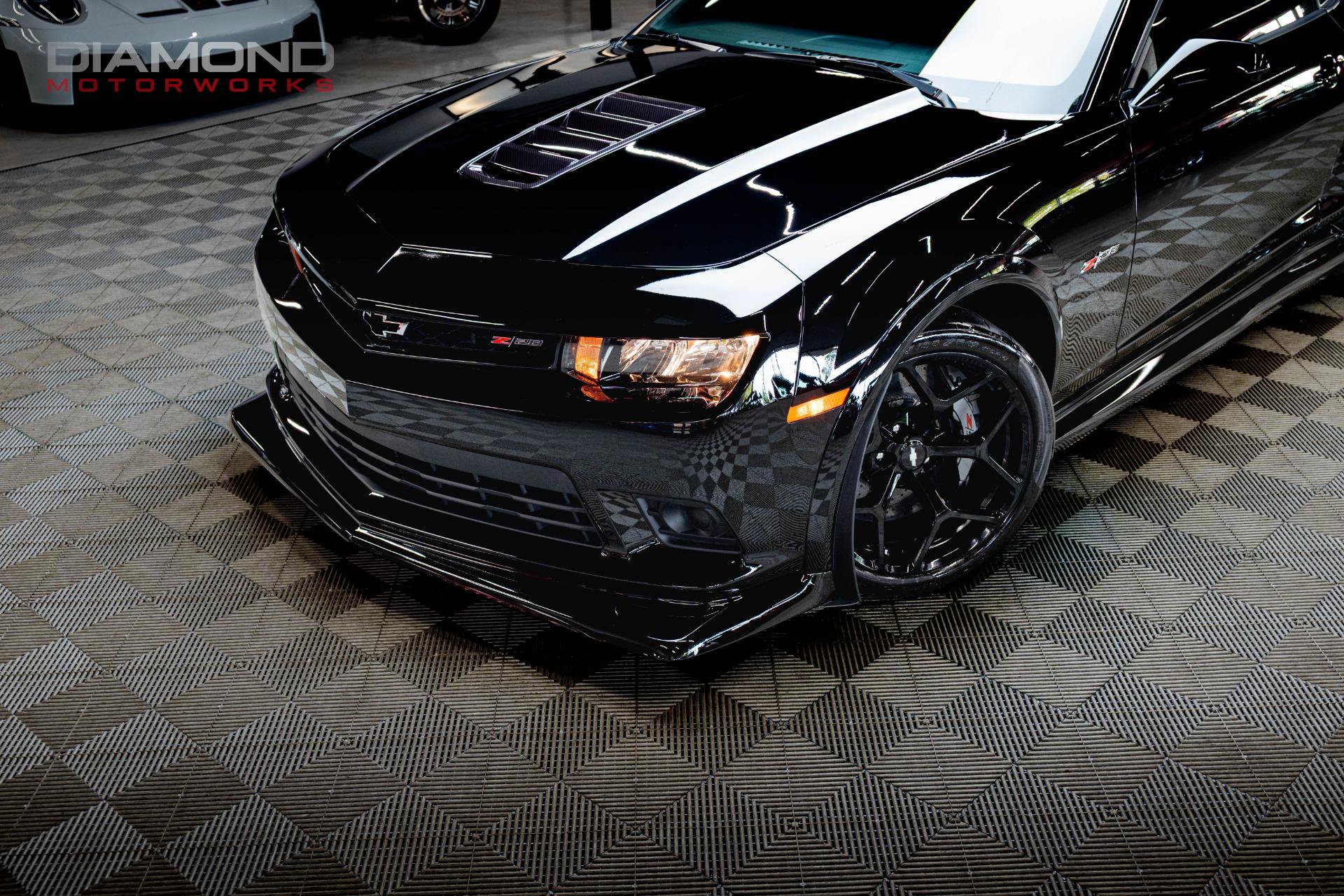 Used 2015 Chevrolet Camaro Z/28 RWD image 6