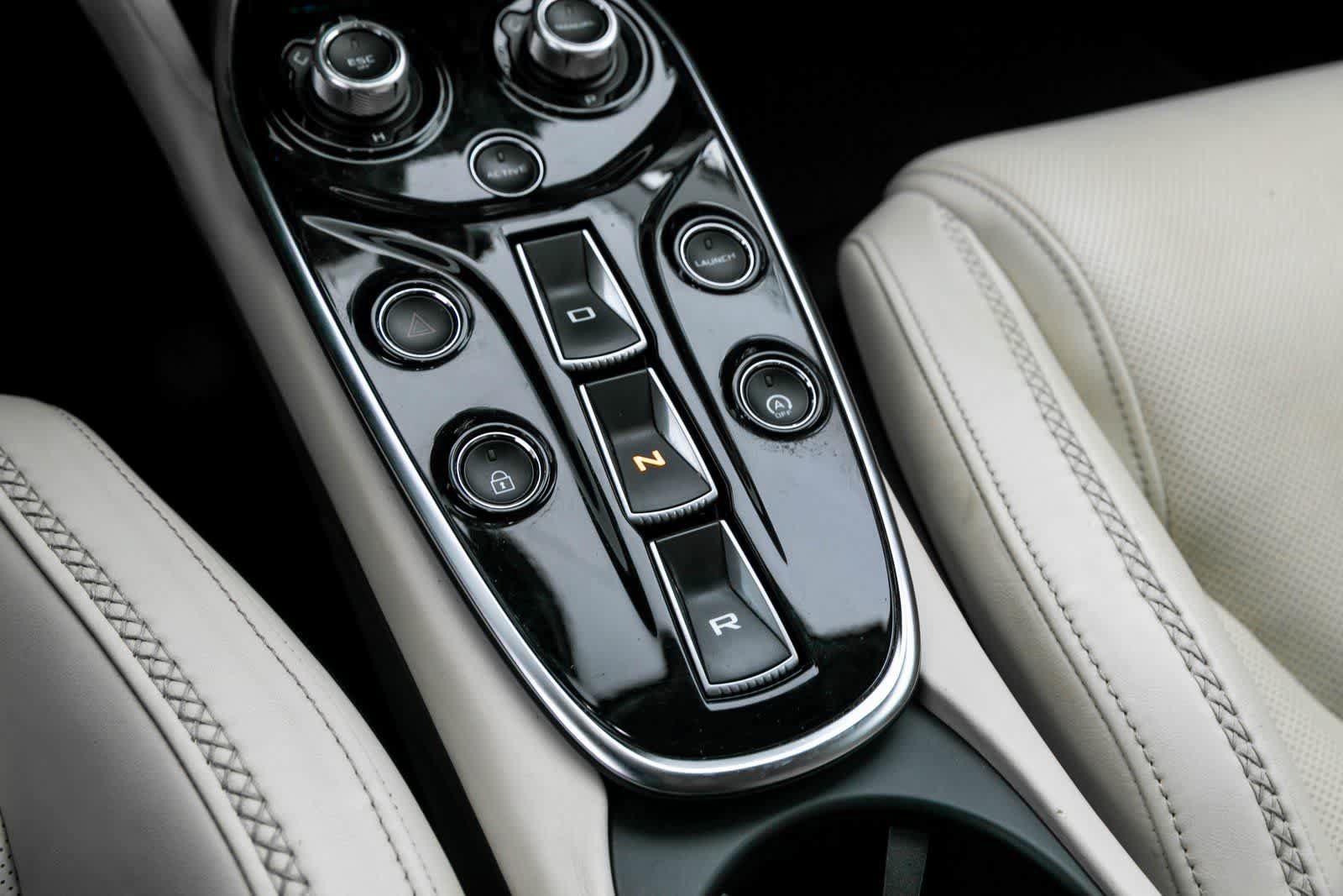 Used 2020 McLaren GT RWD image 25