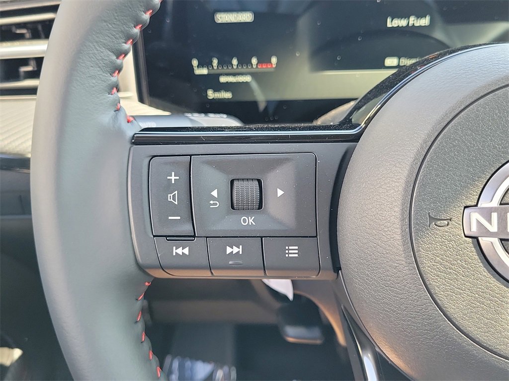 New 2026 Nissan Kicks SR w/ Cold Weather Package image 6