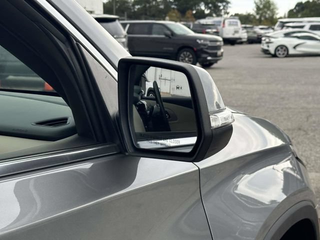 Certified 2023 Chevrolet Traverse LS FWD image 29