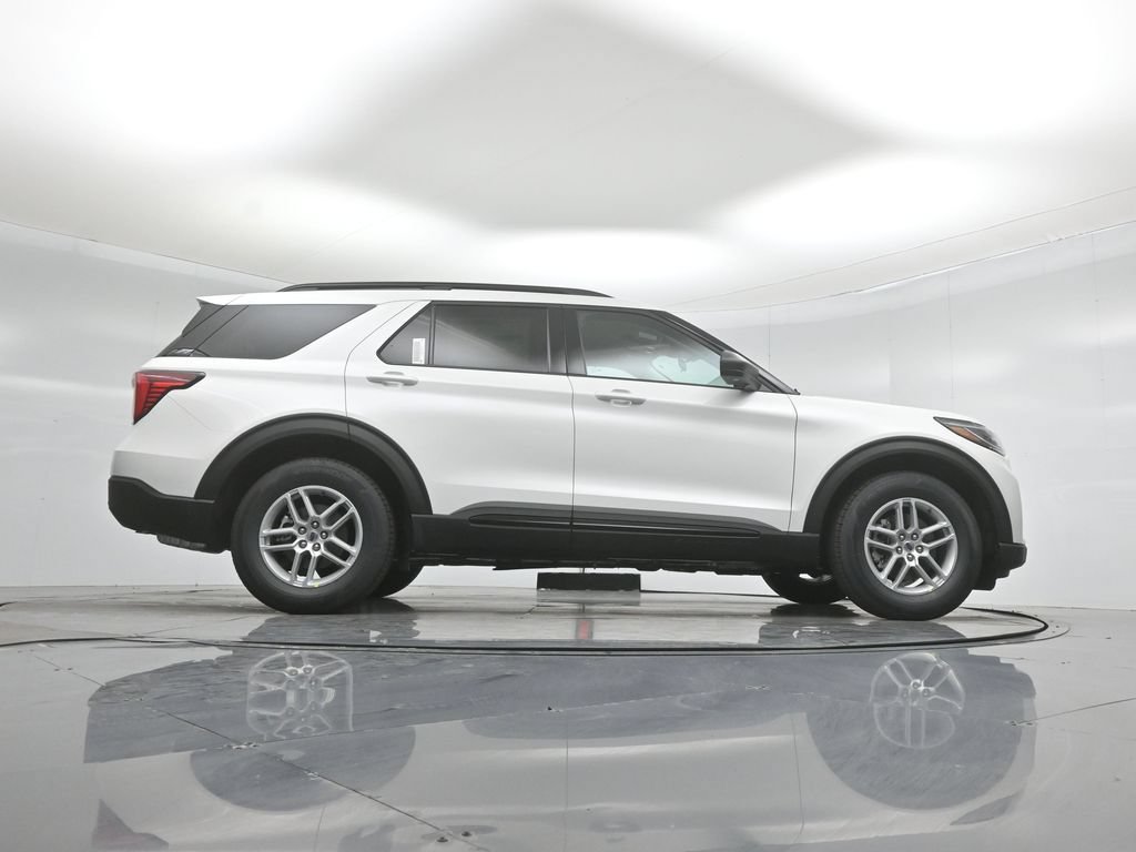 New 2026 Ford Explorer Active RWD image 45