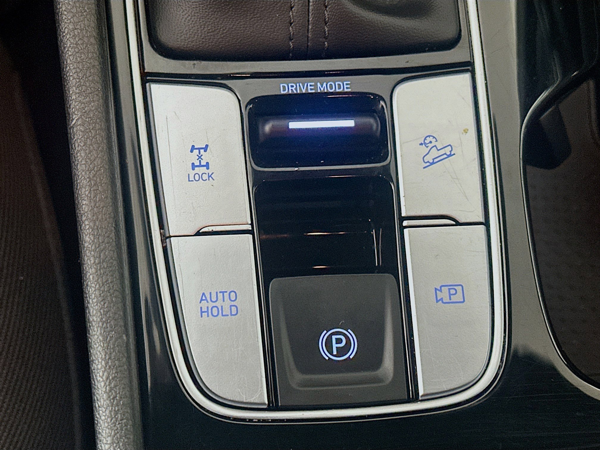 Used 2024 Hyundai Santa Cruz SEL image 25