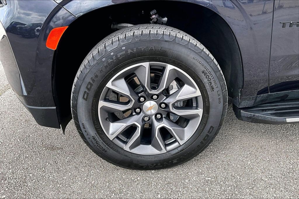 Used 2024 Chevrolet Tahoe LT w/ Luxury Package image 12