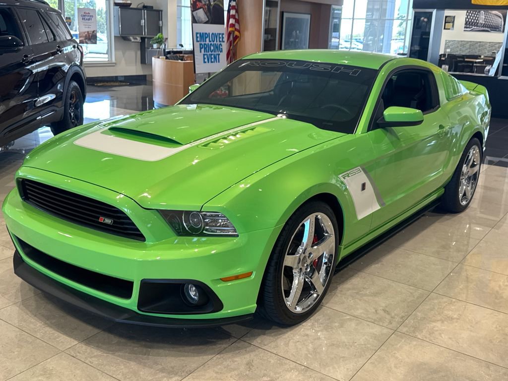 Used 2013 Ford Mustang GT Premium RWD image 20