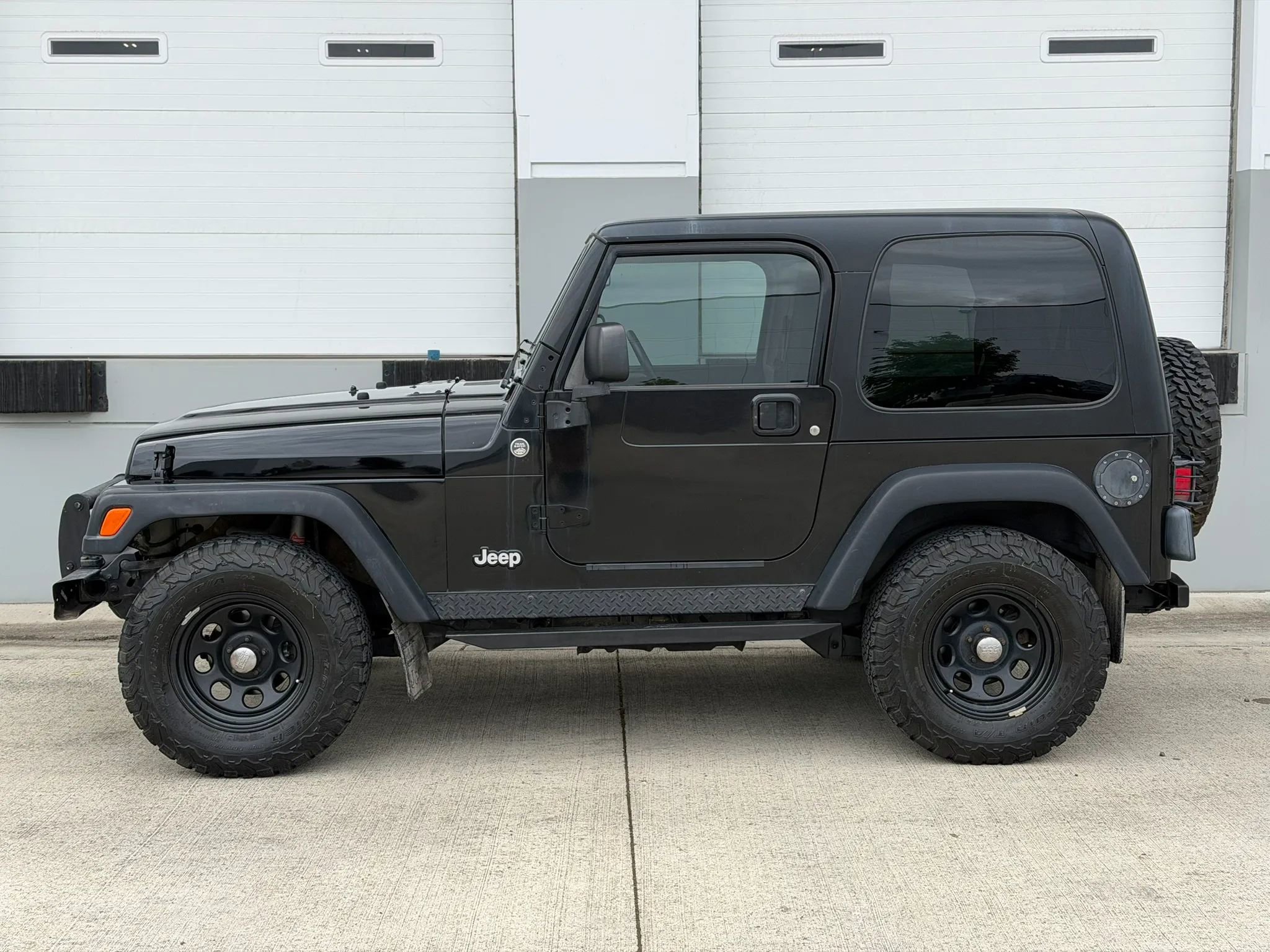 Used 2006 Jeep Wrangler Rubicon AWD/4WD image 3