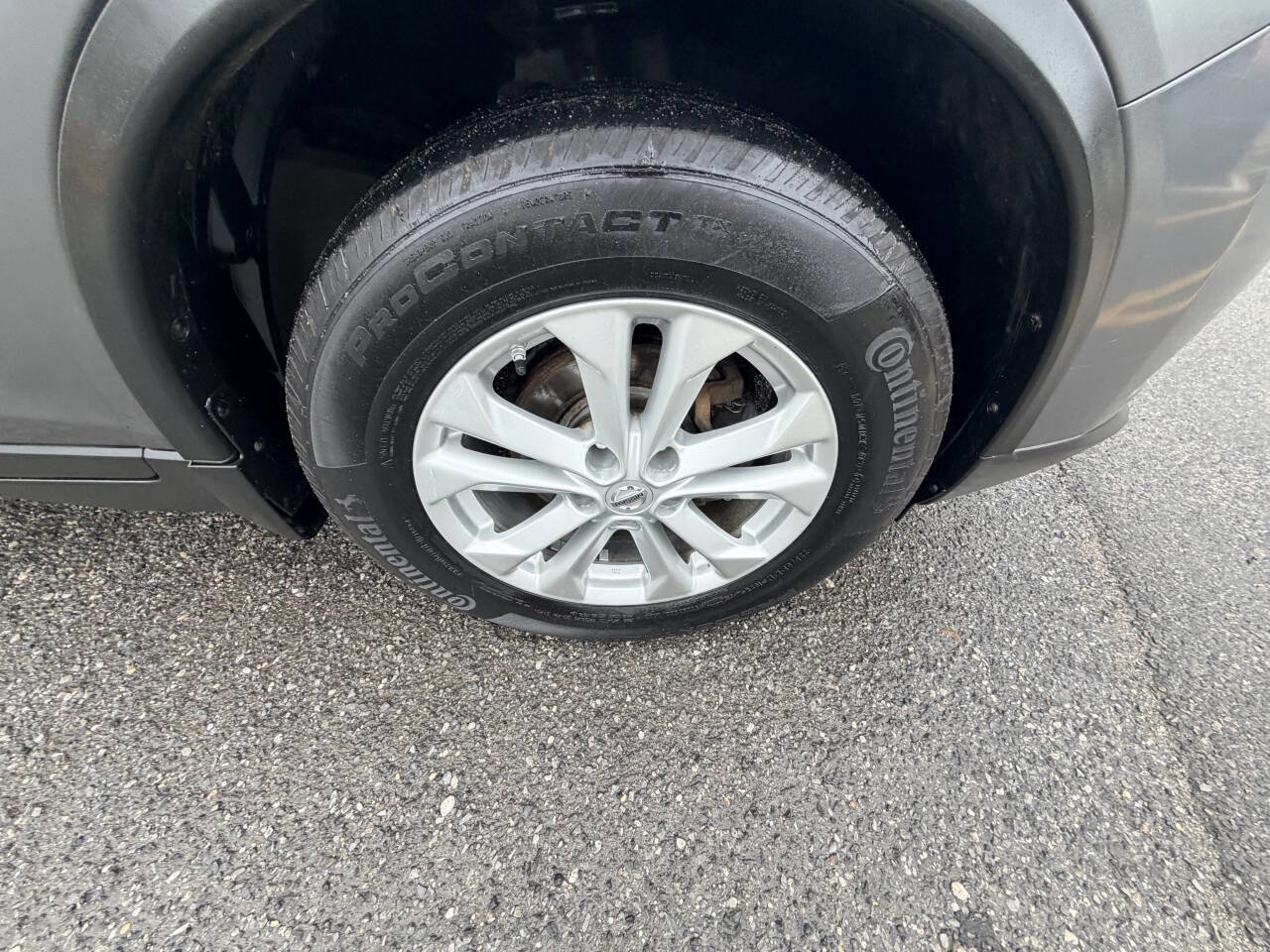 Used 2014 Nissan Rogue SV w/ SV Premium Package AWD/4WD image 38