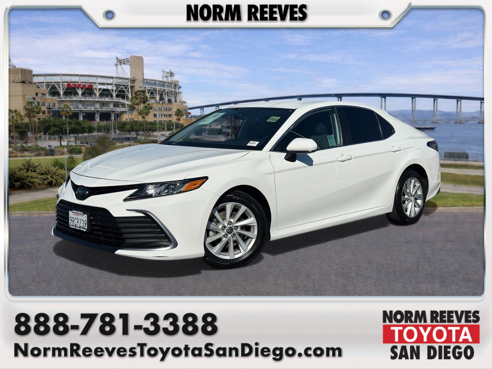 Used 2023 Toyota Camry LE FWD image 1