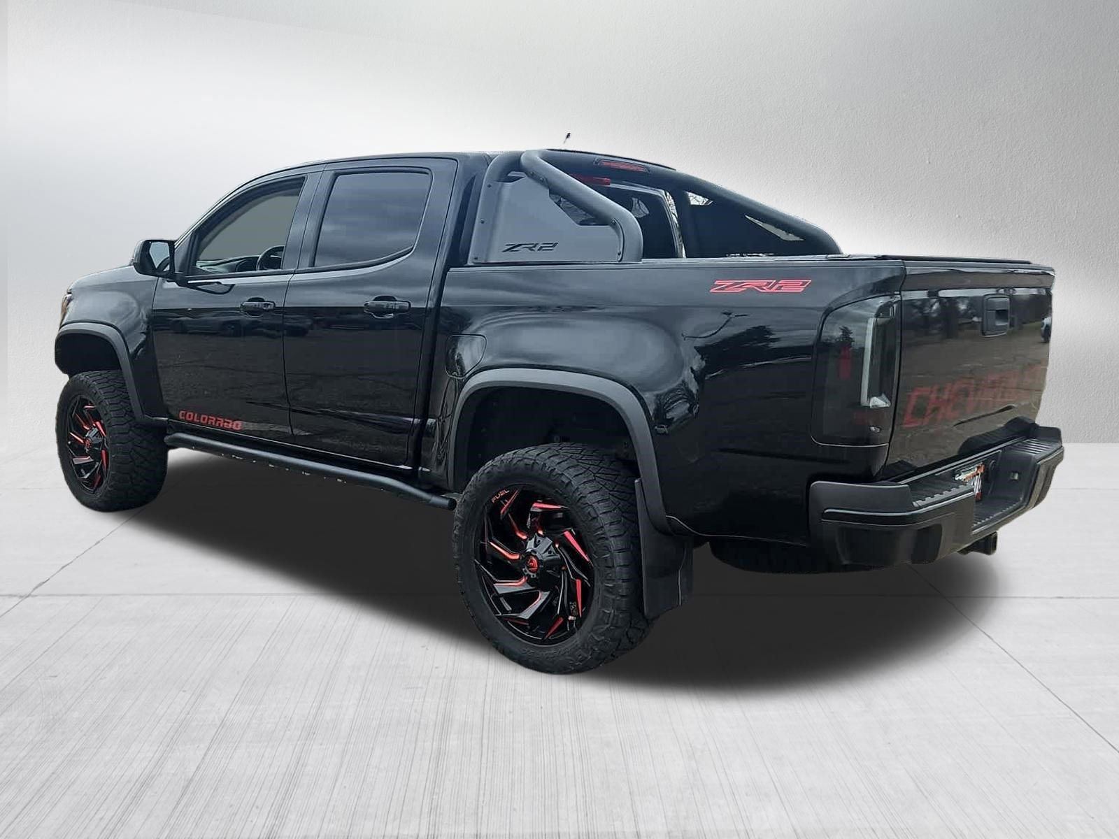 Used 2018 Chevrolet Colorado ZR2 w/ ZR2 Midnight Special Edition image 6