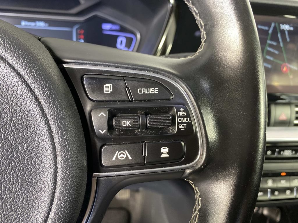 Used 2022 Kia Niro Touring Special Edition FWD image 17