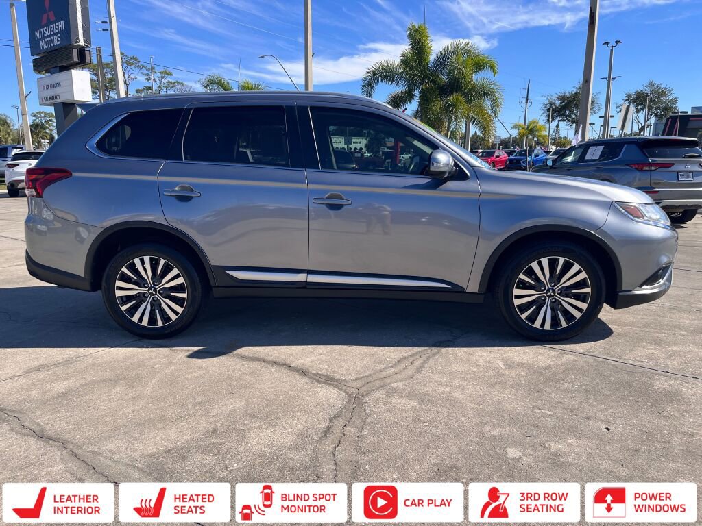 Used 2019 Mitsubishi Outlander SEL image 2