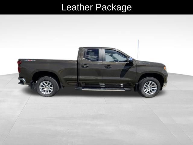 Used 2023 Chevrolet Silverado 1500 LT w/ Convenience Package II AWD/4WD image 6