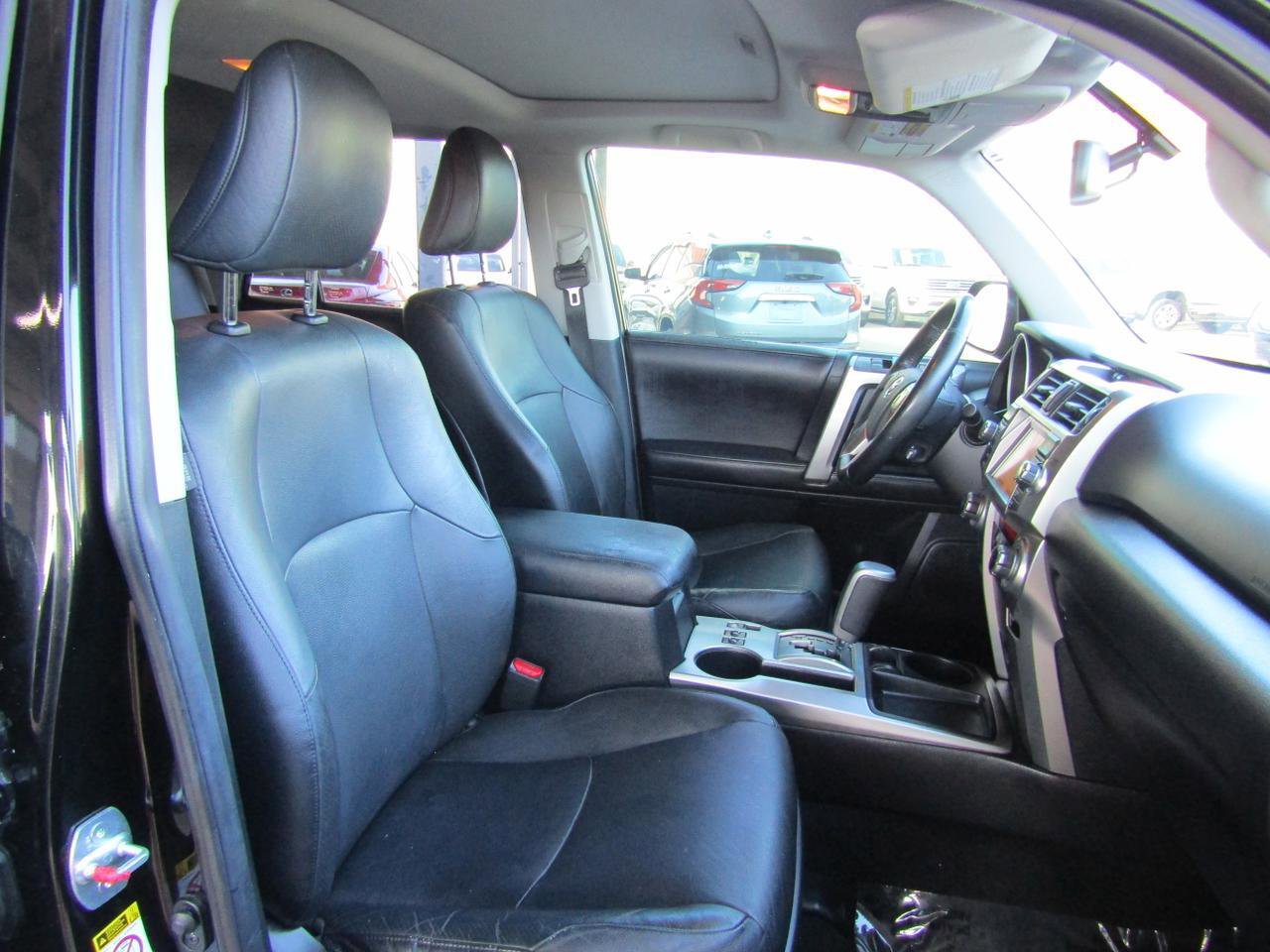 Used 2012 Toyota 4Runner Limited w/ Convenience Pkg image 12