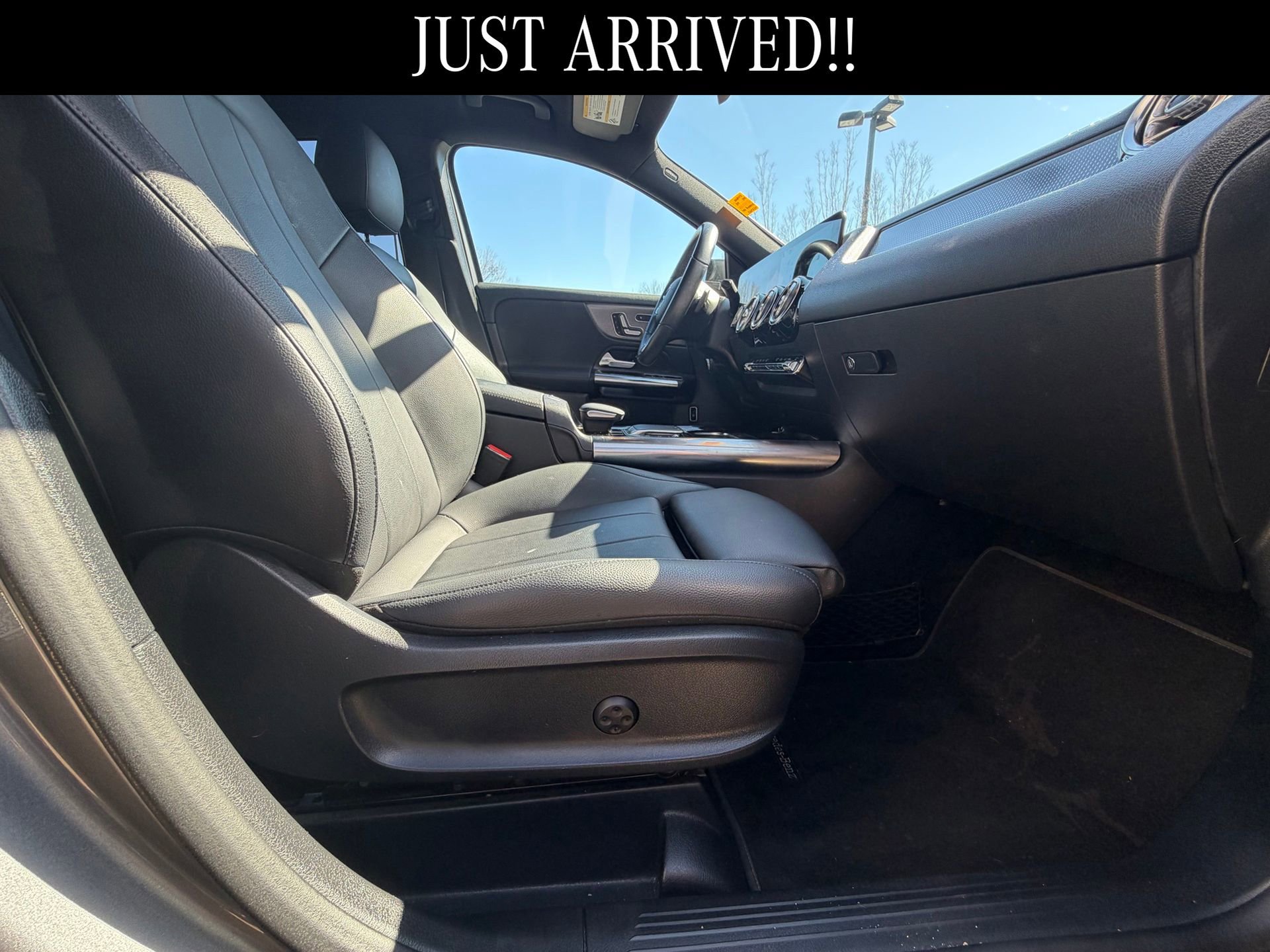 Used 2021 Mercedes-Benz GLA 250 4MATIC image 9