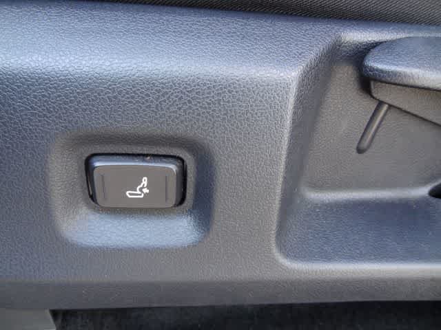 Used 2025 Toyota Tacoma SR5 AWD/4WD image 7