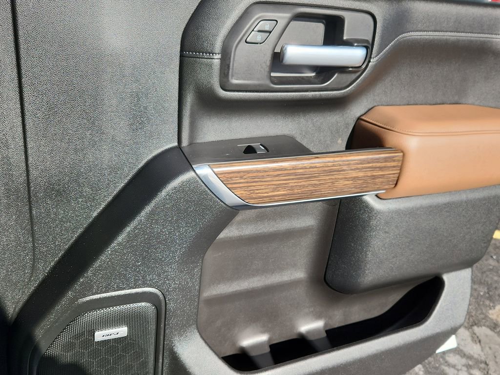 Used 2021 Chevrolet Silverado 3500 High Country w/ Z71 Off-Road Package image 16