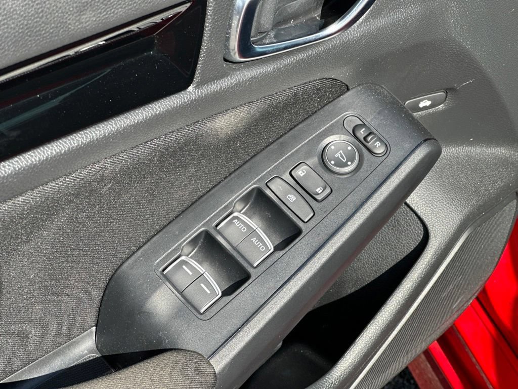 Used 2025 Honda Civic Sport image 16