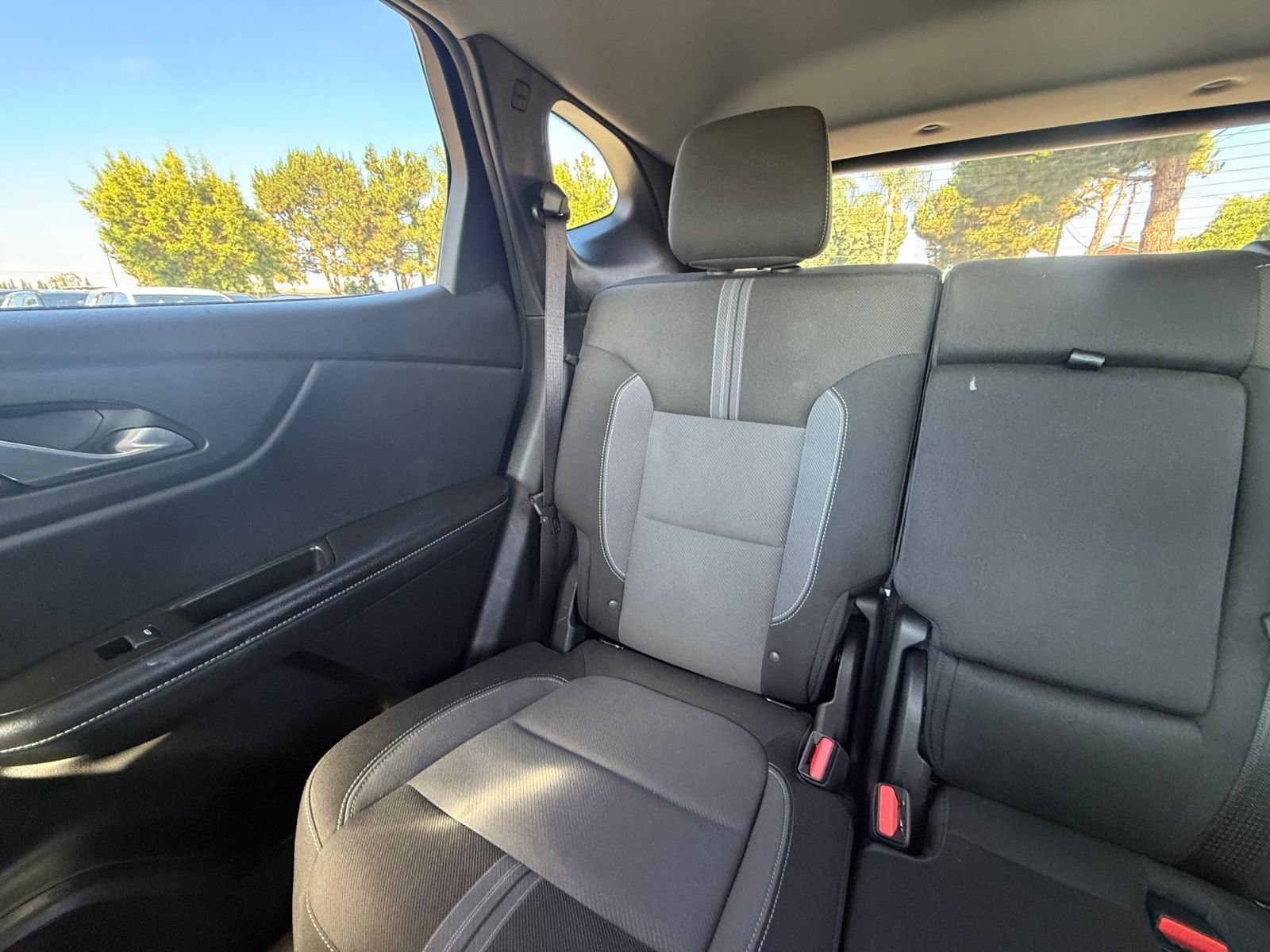 Used 2025 Chevrolet Blazer LT FWD image 36