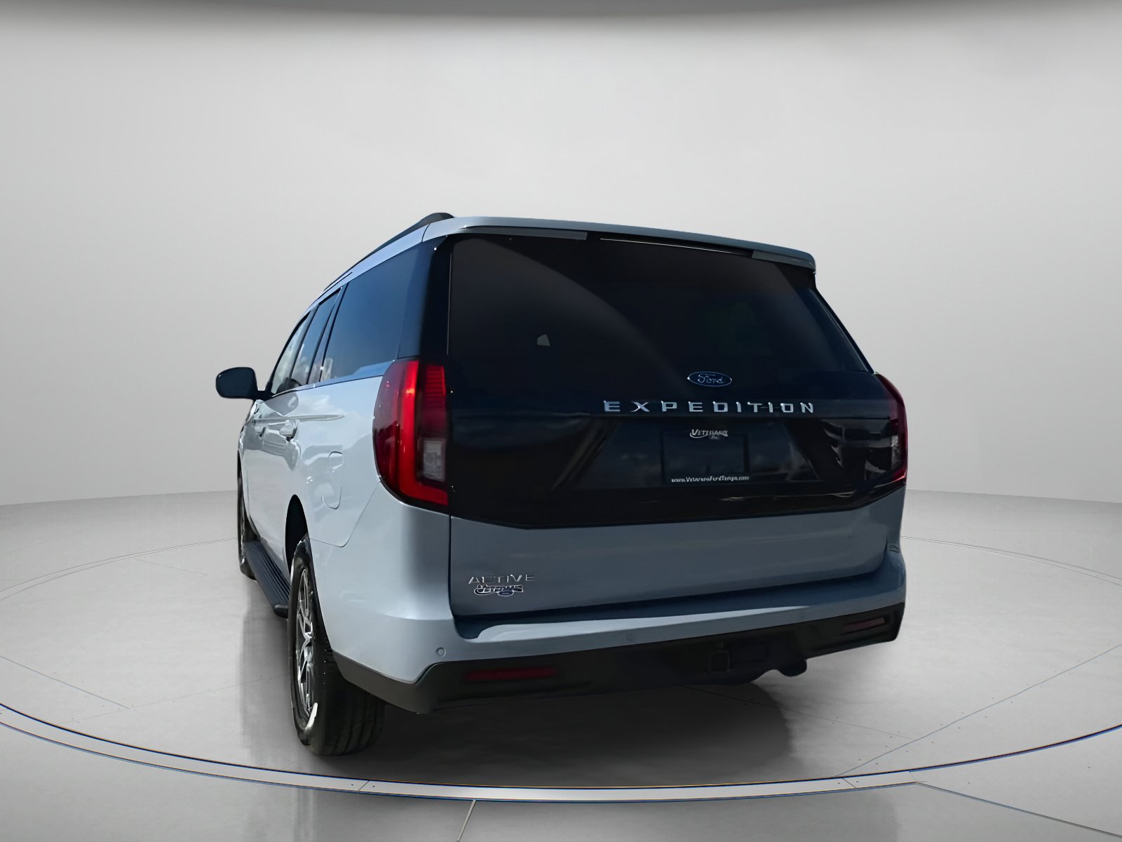 New 2025 Ford Expedition Active image 26