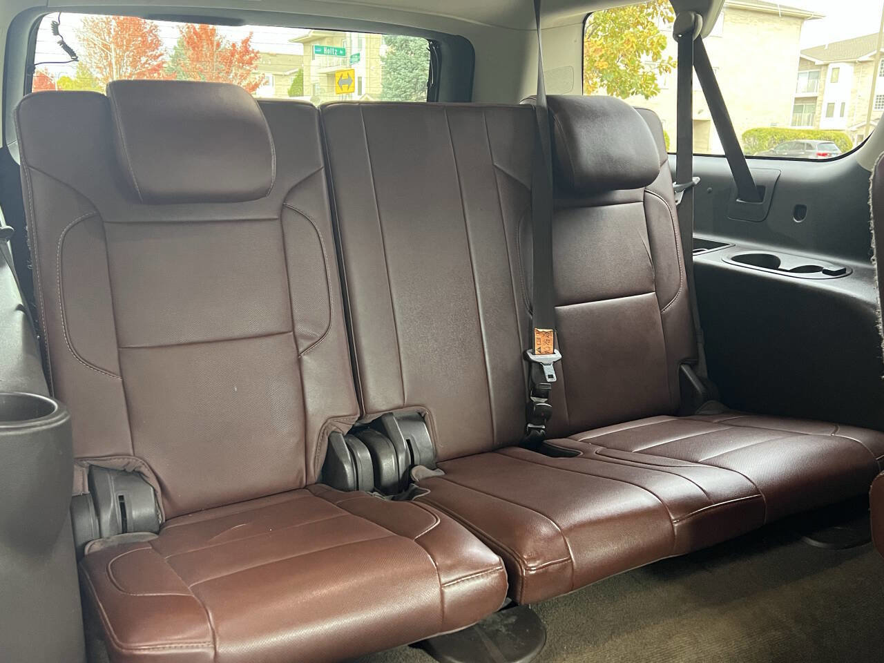 Used 2017 Chevrolet Suburban Premier AWD/4WD image 34