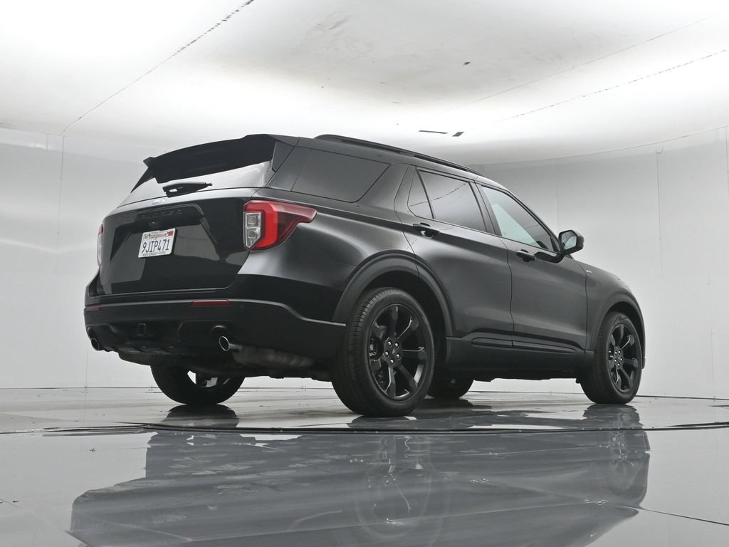 Certified 2023 Ford Explorer ST-Line w/ Class IV Trailer Tow Package RWD image 55