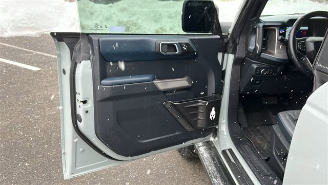 Used 2022 Ford Bronco Outer Banks image 8