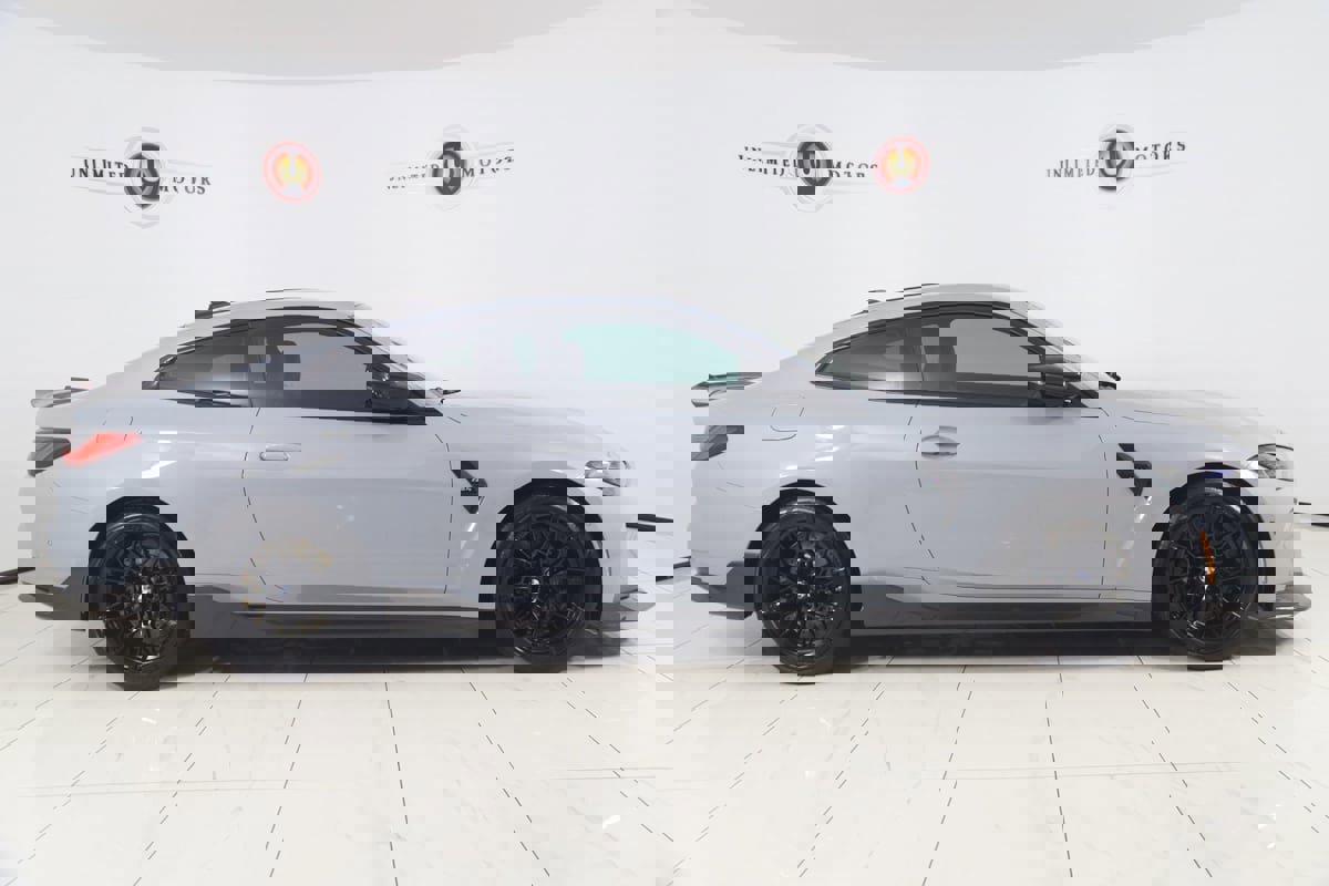 Used 2021 BMW M4 Coupe w/ Executive Package image 2