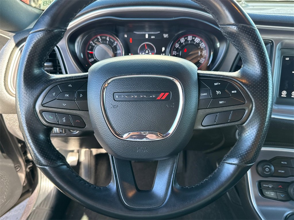 Used 2020 Dodge Challenger SXT w/ Blacktop Package image 31