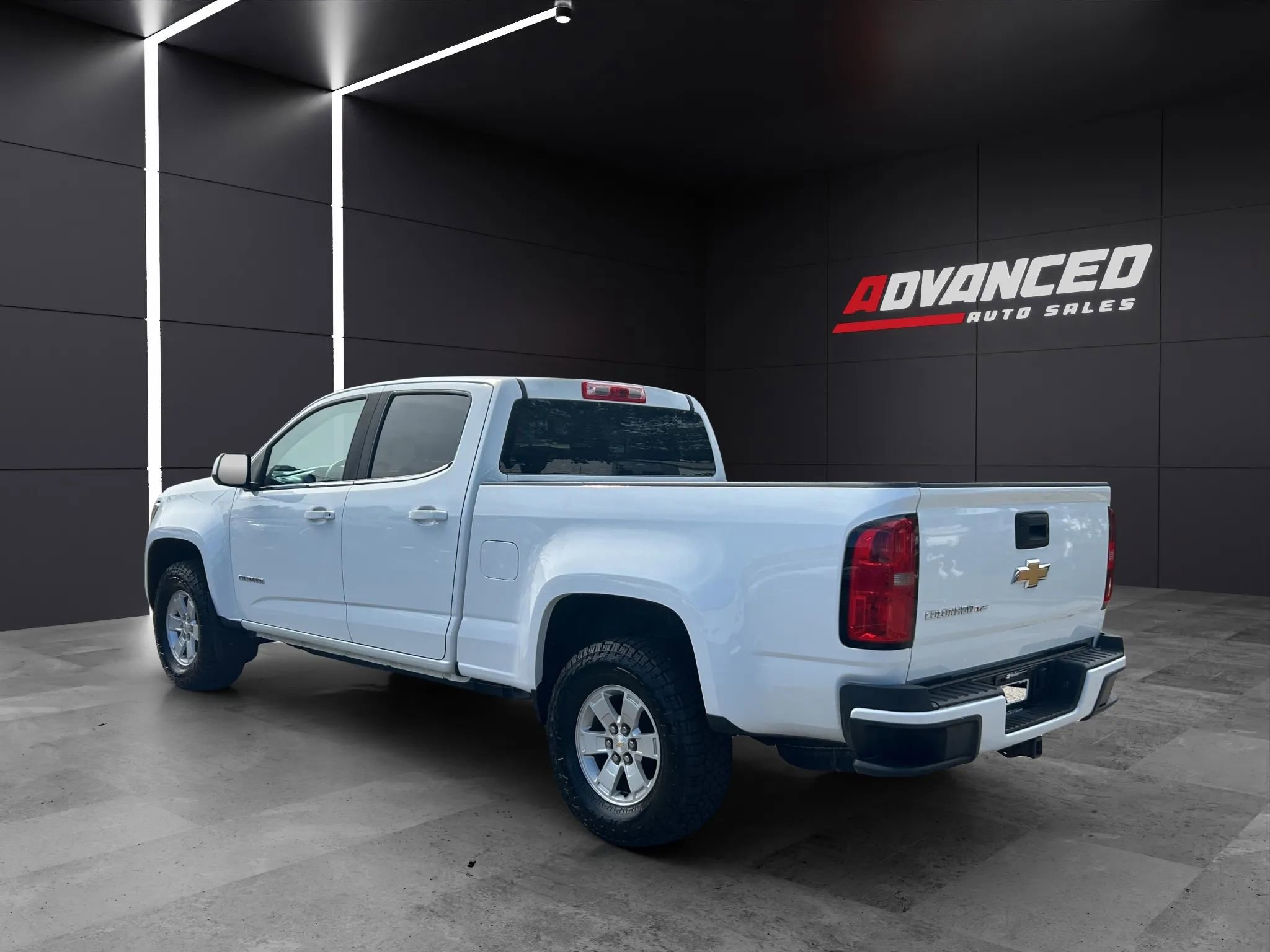 Used 2018 Chevrolet Colorado W/T image 5