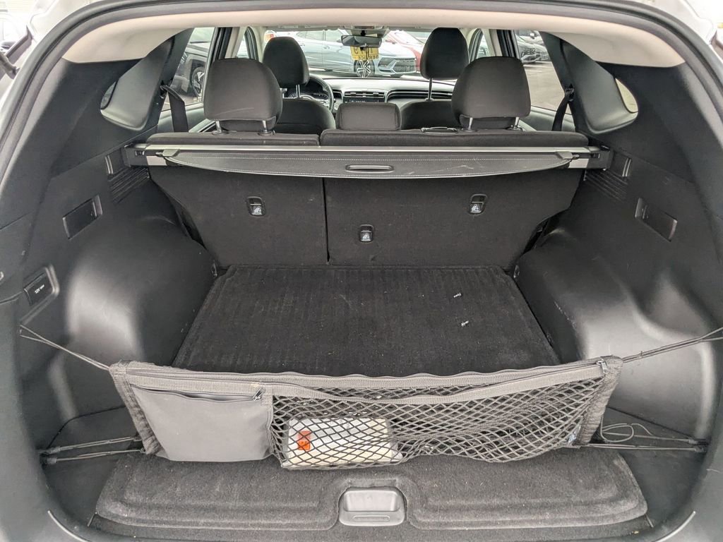 Certified 2022 Hyundai Tucson SEL w/ Cargo Package image 6