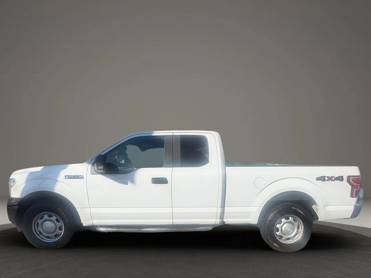 Used 2019 Ford F150 XL w/ Equipment Group 101A Mid AWD/4WD image 8