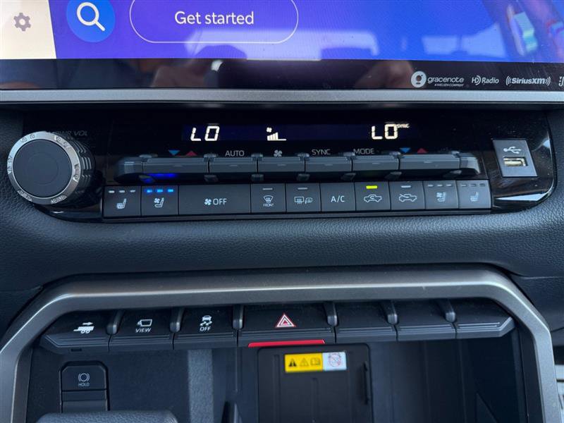 Used 2024 Toyota Tundra Limited image 21