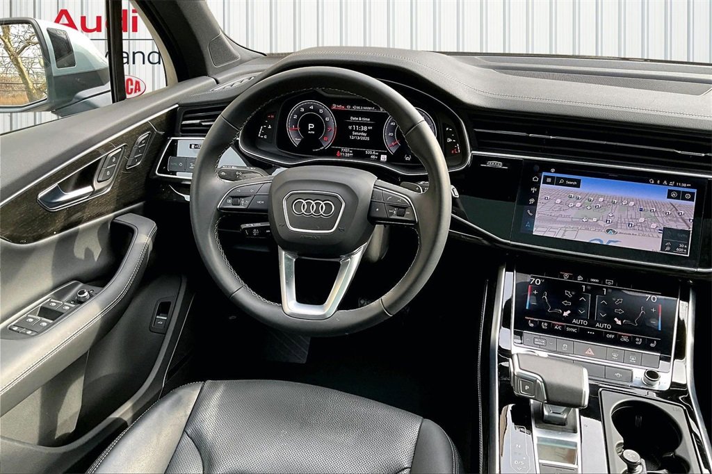 Used 2025 Audi Q7 2.0T Premium Plus image 8
