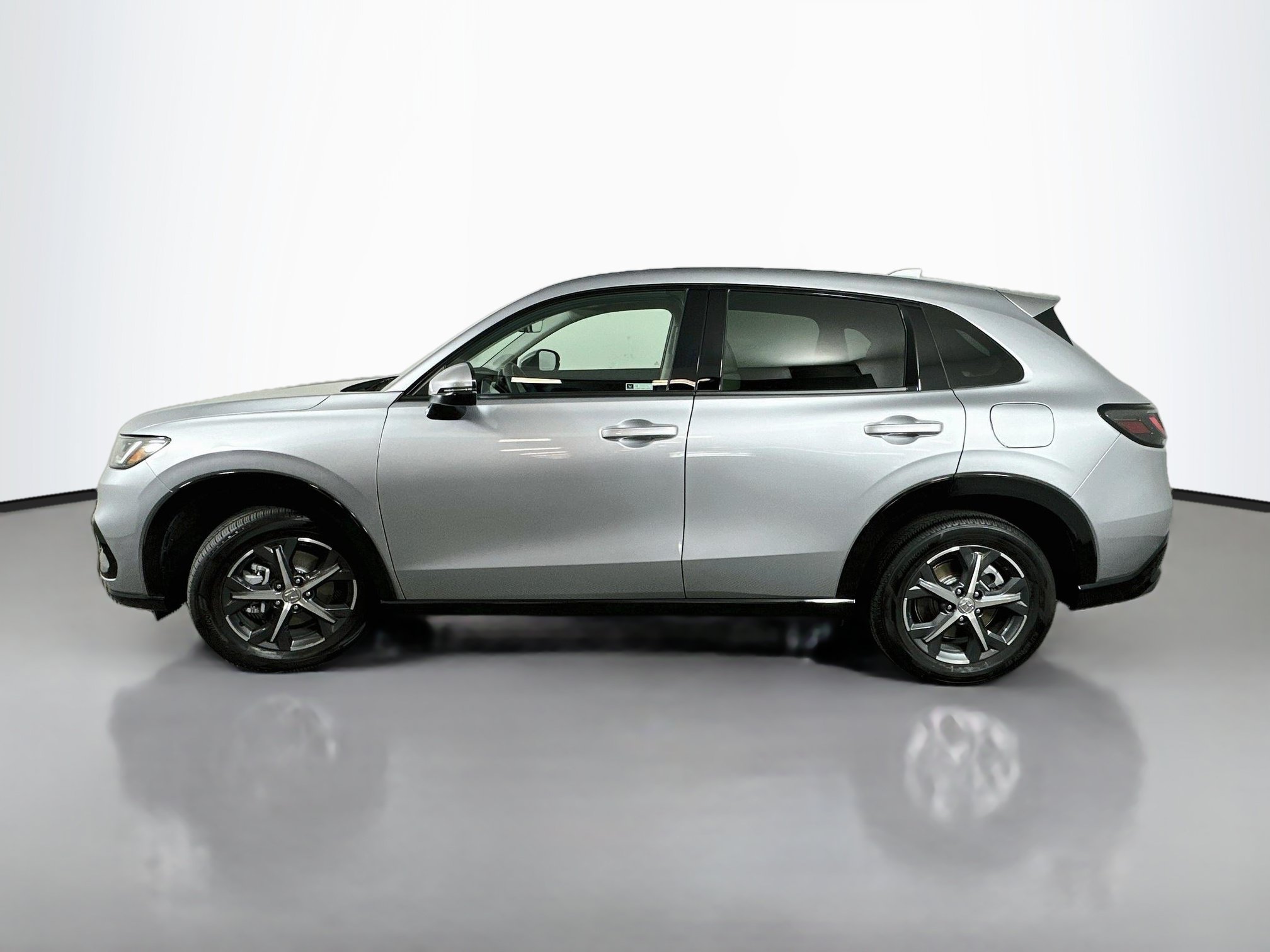 Used 2024 Honda HR-V EX-L image 4