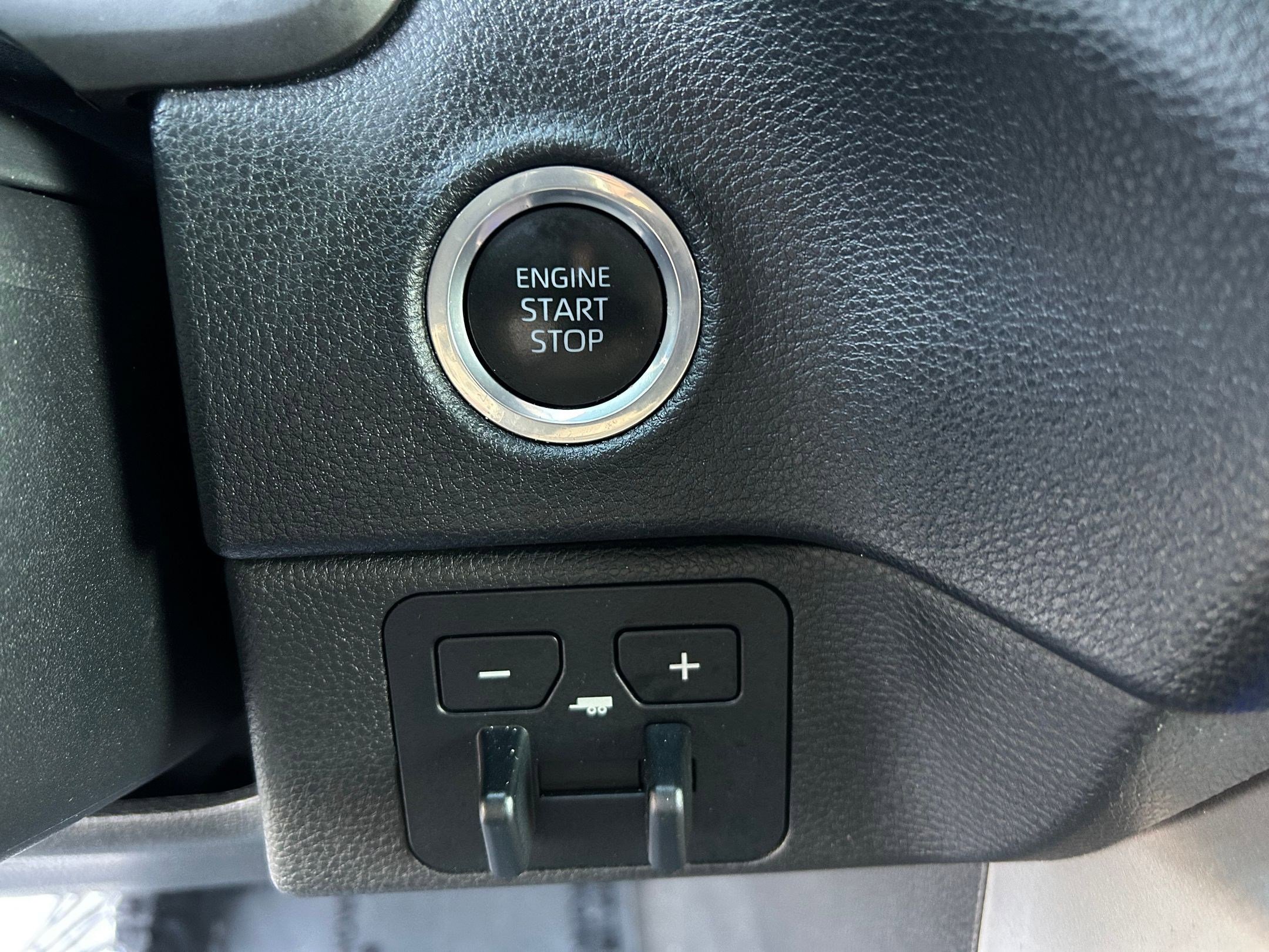 Used 2024 Toyota Tundra SR5 image 17