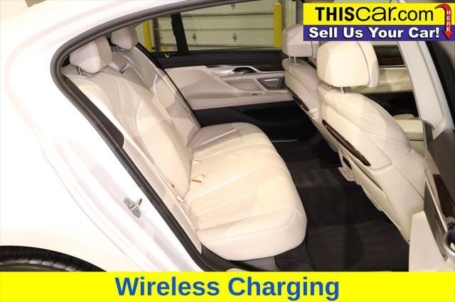 Used 2021 BMW 750i xDrive w/ Executive Package AWD/4WD image 30