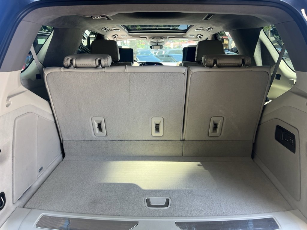 Used 2022 Cadillac Escalade Premium Luxury Platinum image 20