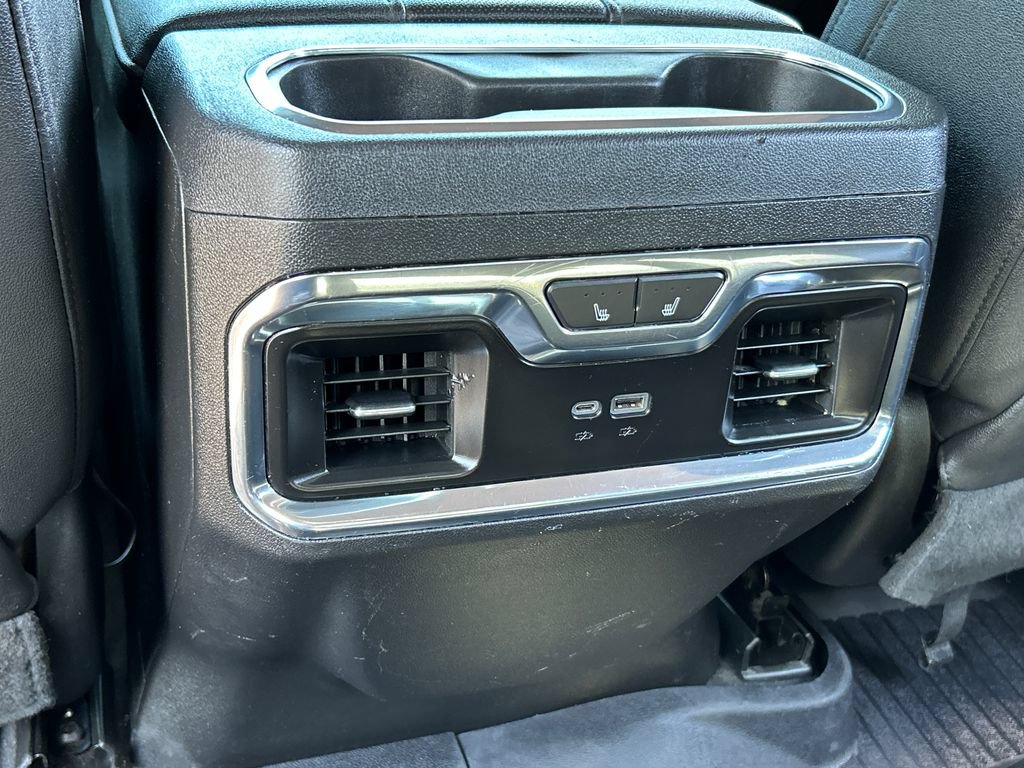 Used 2024 Chevrolet Silverado 3500 LTZ w/ LTZ Convenience Package AWD/4WD image 19