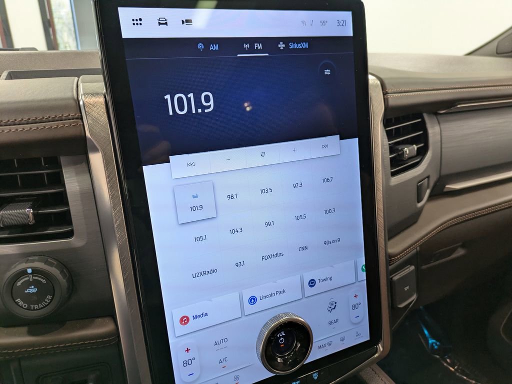 Used 2024 Ford Expedition King Ranch image 13