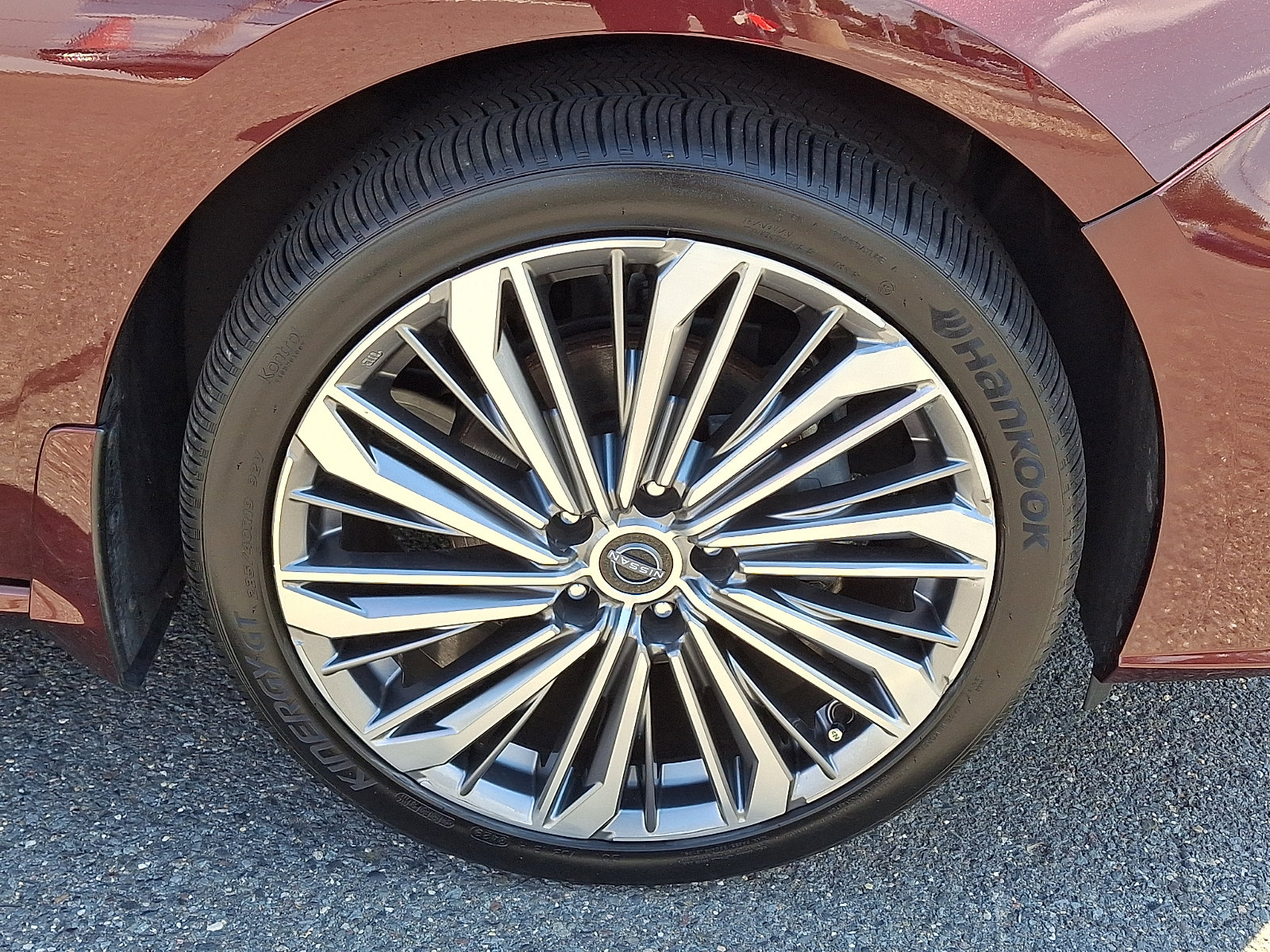 Certified 2024 Nissan Altima 2.5 SL AWD/4WD image 9