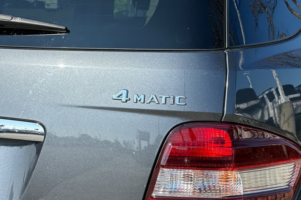 Used 2010 Mercedes-Benz ML 350 4MATIC image 27