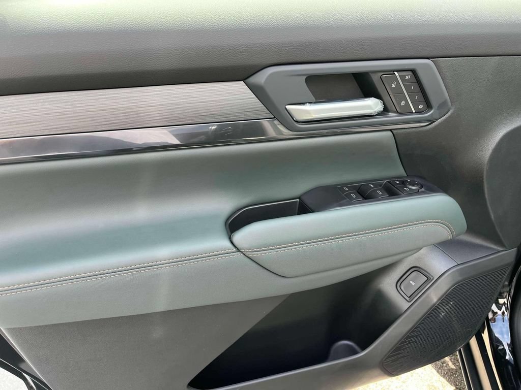 New 2026 GMC Terrain AT4 w/ Convenience Package III AWD/4WD image 19
