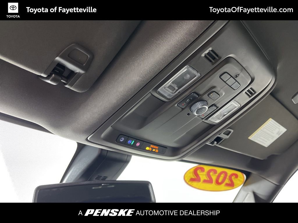 Used 2022 Chevrolet Tahoe Z71 w/ Luxury Package AWD/4WD image 25