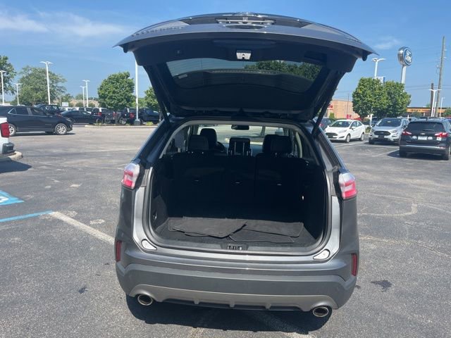 Used 2024 Ford Edge Titanium image 10