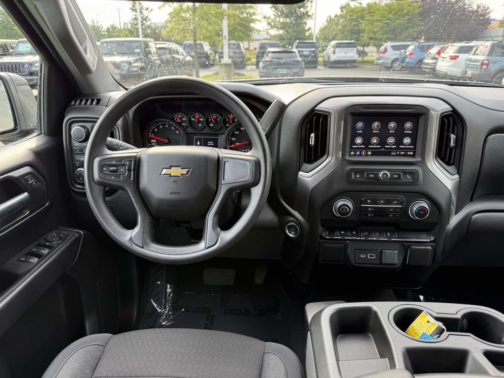 Used 2025 Chevrolet Silverado 1500 Custom w/ LPO, Dark Essentials Package AWD/4WD image 17