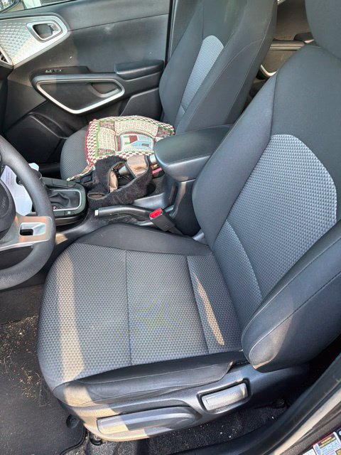 Used 2020 Kia Soul LX FWD image 11