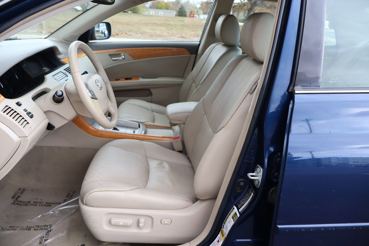 Used 2007 Toyota Avalon XL image 19