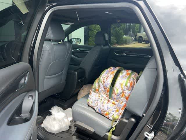 Used 2024 Buick Enclave Essence w/ Experience Buick Package FWD image 6