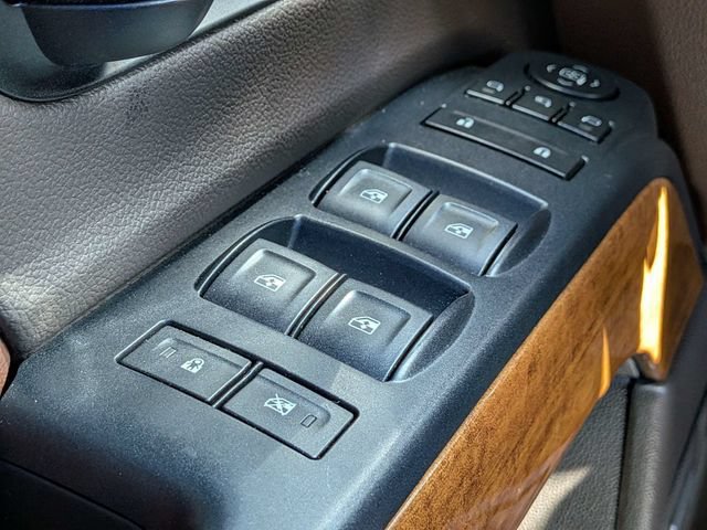 Used 2018 Chevrolet Silverado 1500 High Country RWD image 25